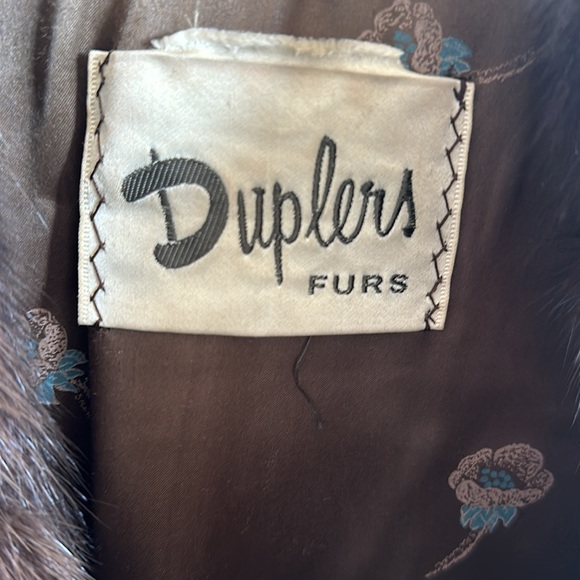 Vintage beaver cape - Picture 2 of 9